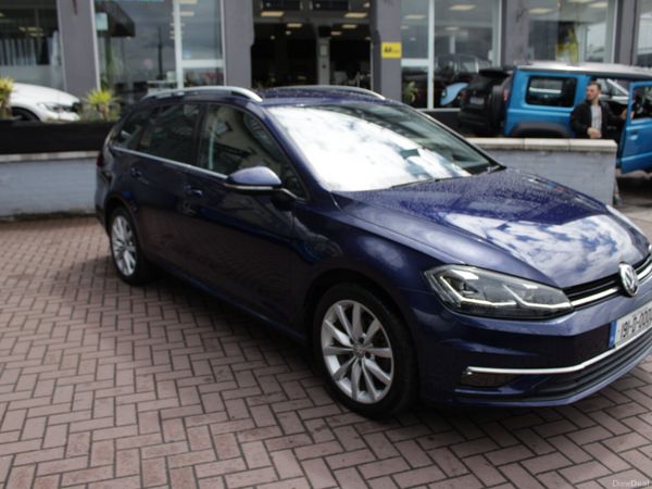 Volkswagen Golf Estate, Petrol, 2019, Blue
