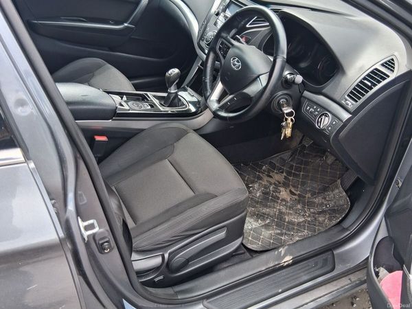 Hyundai i40 Estate, Diesel, 2013, Silver