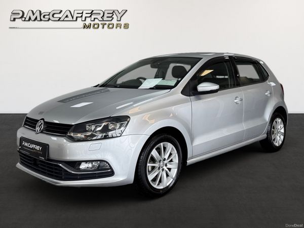 Volkswagen Polo Hatchback, Petrol, 2016, Silver