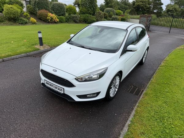 Ford Focus Hatchback, Diesel, 2016, White