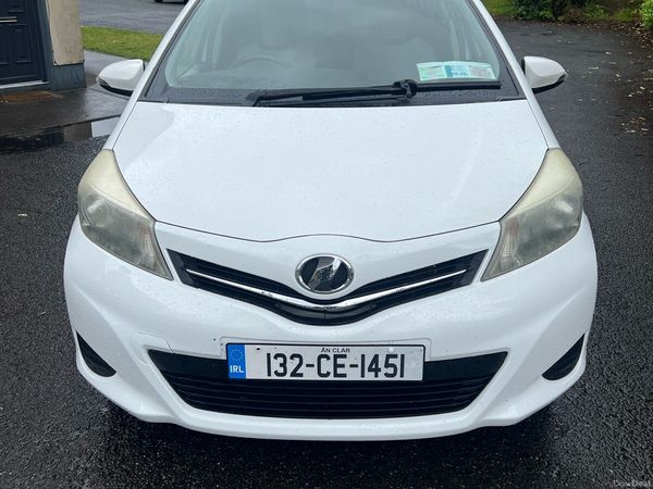 Toyota Vitz Hatchback, Petrol, 2013, White