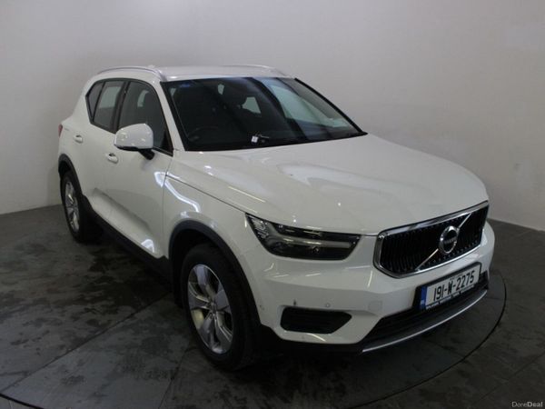 Volvo XC40 Estate, Diesel, 2019, White