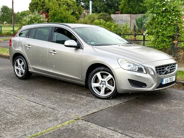 Volvo V60 Estate, Diesel, 2011, Gold