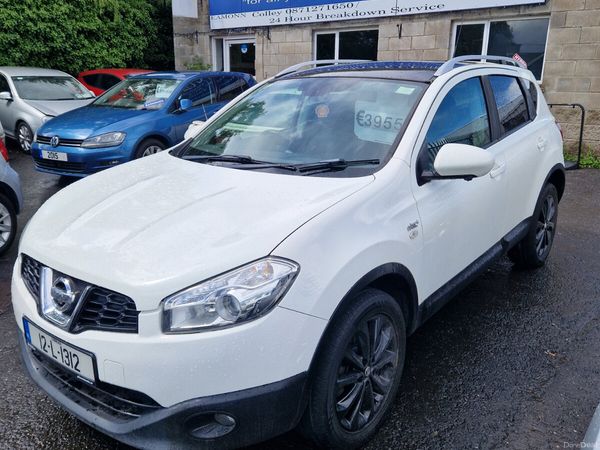 Nissan Qashqai Hatchback, Diesel, 2012, White