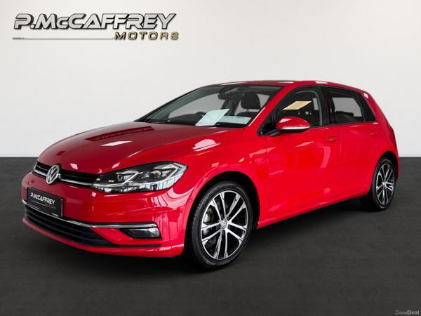 Volkswagen Golf Hatchback, Petrol, 2020, Red