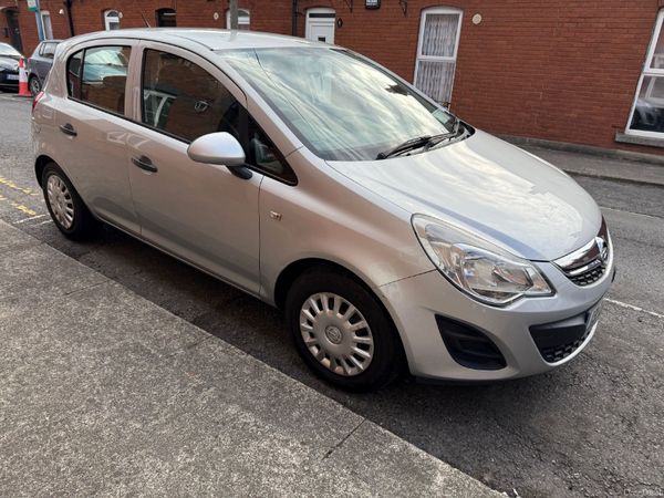 Opel Corsa Hatchback, Diesel, 2013, Silver