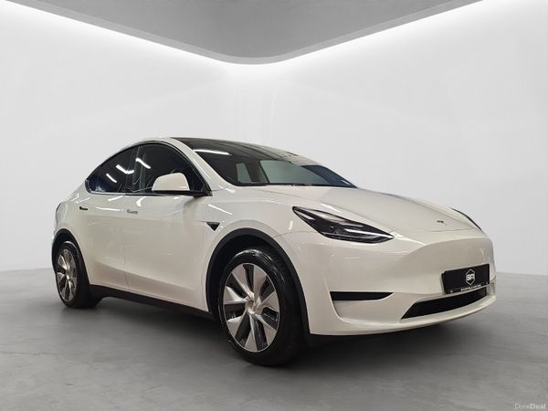 Tesla Model Y MPV, Electric, 2023, White