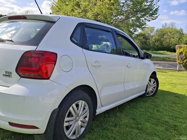 Volkswagen Polo Hatchback, Diesel, 2014, White