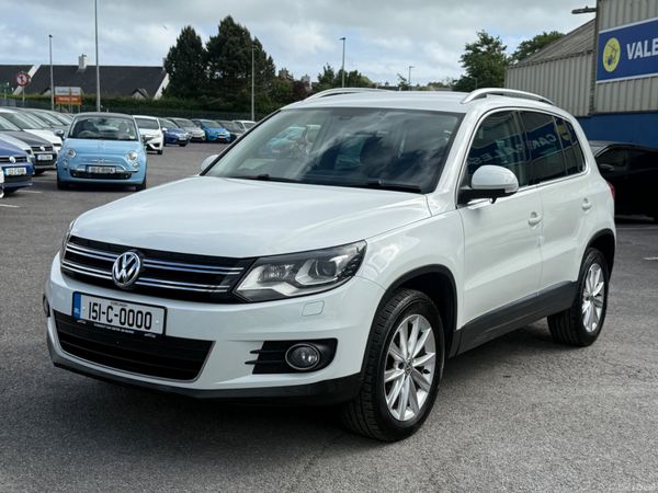 Volkswagen Tiguan Hatchback, Petrol, 2015, White