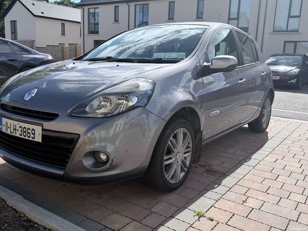 Renault Clio Hatchback, Petrol, 2011, Grey