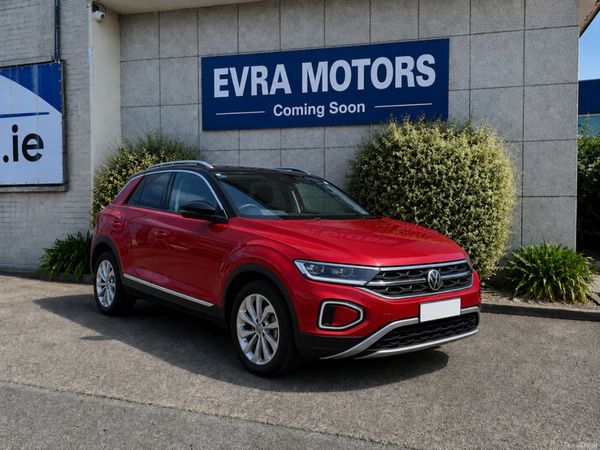 Volkswagen T-Roc SUV, Petrol, 2025, Red