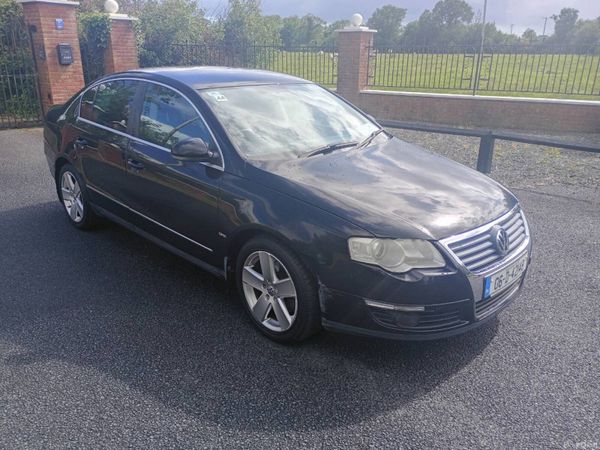 Volkswagen Passat Saloon, Petrol, 2006, Black