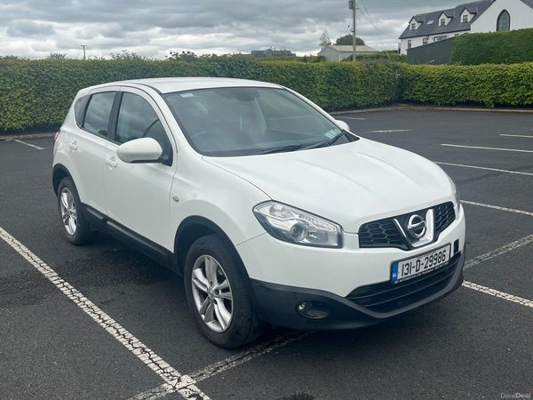 Nissan Qashqai Hatchback, Diesel, 2013, White