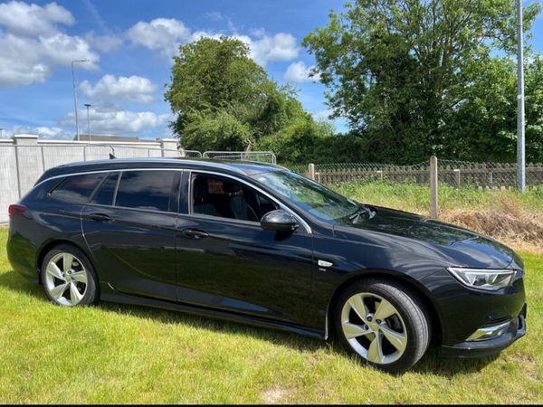 Vauxhall Insignia Estate, Diesel, 2020, Black