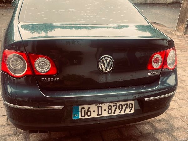Volkswagen Passat Saloon, Diesel, 2006, Blue