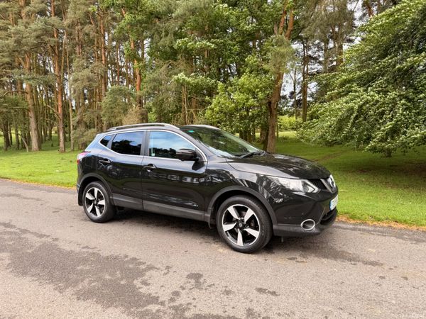 Nissan Qashqai SUV, Petrol, 2017, Black