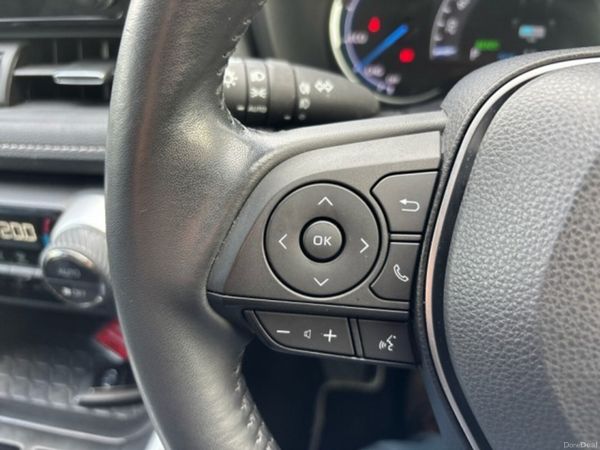 Toyota RAV4 SUV, Petrol Hybrid, 2022, White