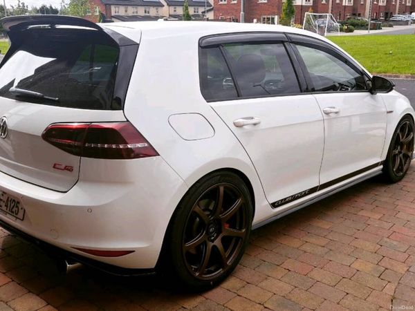 Volkswagen Golf Hatchback, Petrol, 2016, White