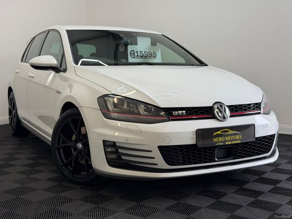 Volkswagen Golf Hatchback, Petrol, 2014, White