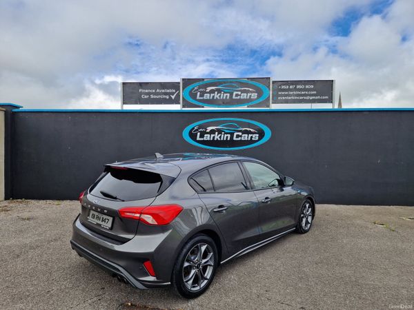 Ford Focus Hatchback, Diesel, 2019, Grey