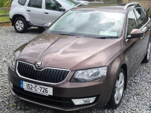 Skoda Octavia Estate, Diesel, 2015, Brown