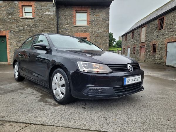Volkswagen Jetta Saloon, Diesel, 2012, Black