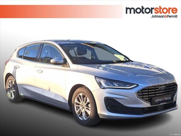 Ford Focus Hatchback, Petrol, 2023, Grey