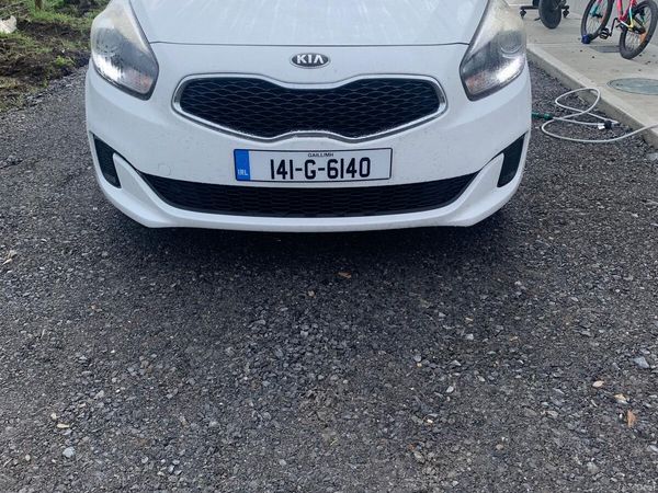 Kia Carens MPV, Diesel, 2014, White