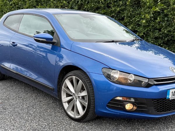 Volkswagen Scirocco Hatchback, Diesel, 2014, Blue