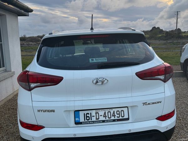 Hyundai Tucson SUV, Diesel, 2016, White