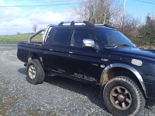 Mitsubishi L200 Crew Cab, Diesel, 2004, Blue