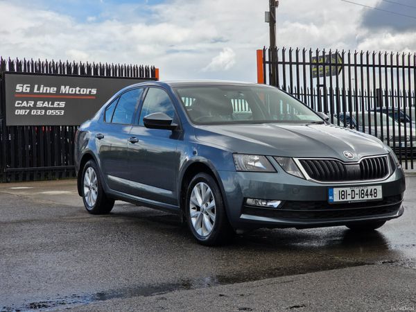 Skoda Octavia Saloon, Petrol, 2018, Grey