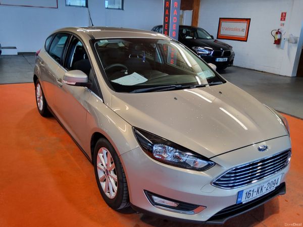 Ford Focus Hatchback, Diesel, 2016, Silver