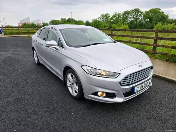 Ford Mondeo Hatchback, Diesel, 2017, Grey