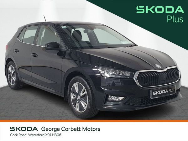 Skoda Fabia Hatchback, Petrol, 2023, Black