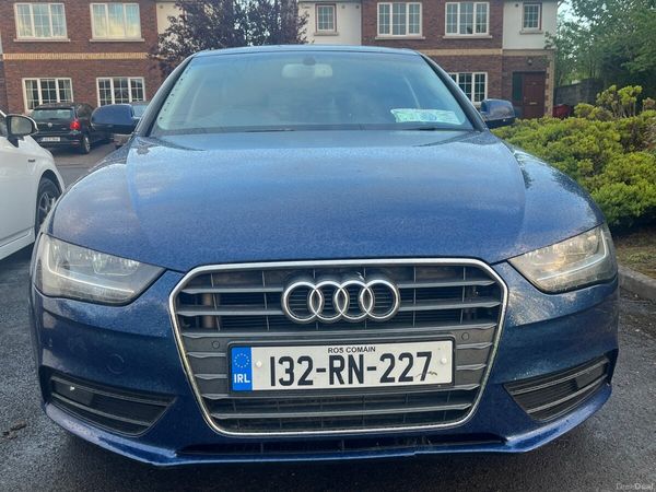 Audi A4 Saloon, Diesel, 2013, Blue