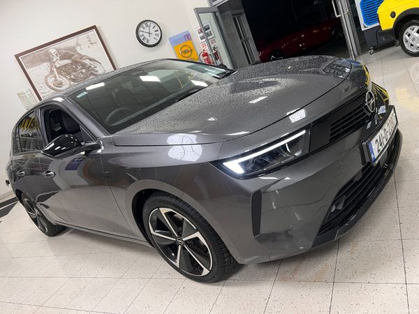 Opel Astra Hatchback, Diesel, 2024, Grey