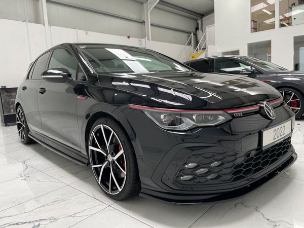 Volkswagen Golf Hatchback, Petrol, 2022, Black
