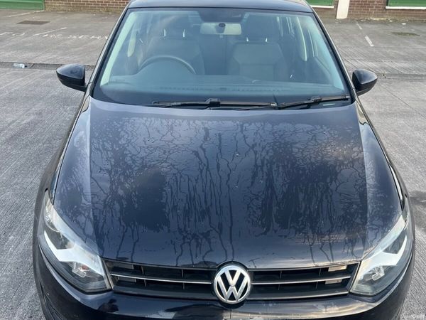 Volkswagen Polo Hatchback, Petrol, 2011, Black