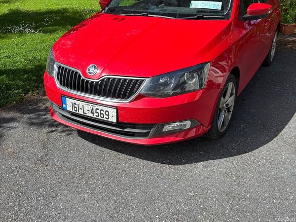 Skoda Fabia Hatchback, Petrol, 2016, Red
