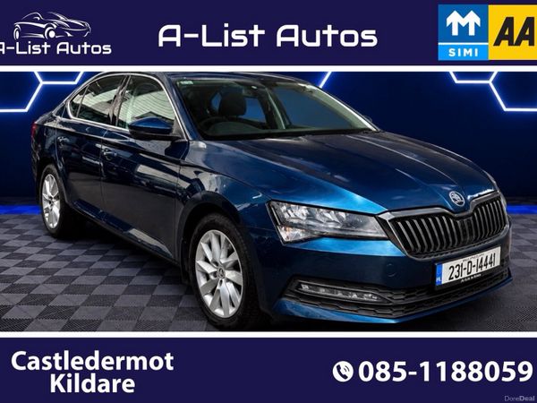 Skoda Superb Saloon, Diesel, 2023, Blue