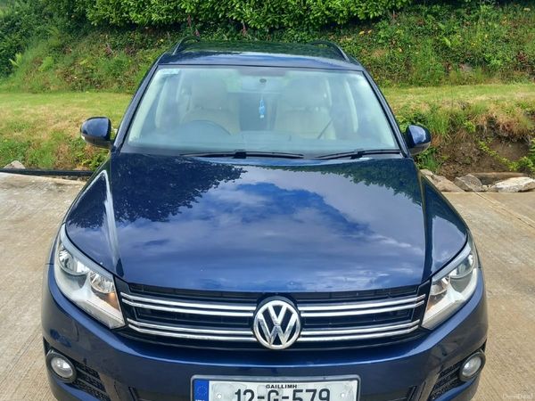 Volkswagen Tiguan SUV, Diesel, 2012, Blue