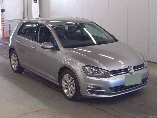 Volkswagen Golf Hatchback, Petrol, 2015, Silver