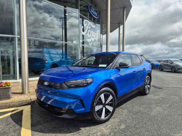 Ford Capri SUV, Electric, 2026, Blue