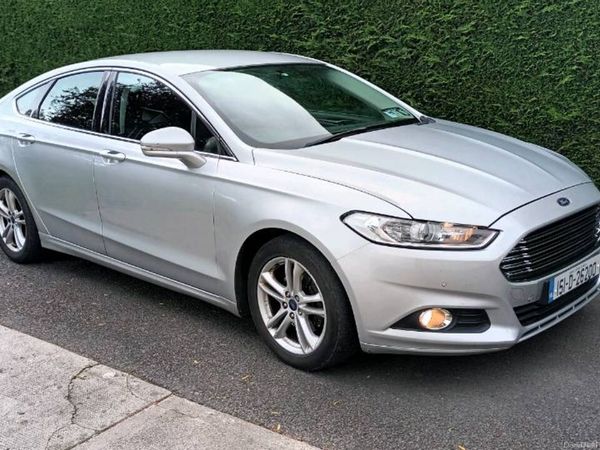 Ford Mondeo Hatchback, Diesel, 2015, Silver