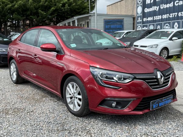 Renault Megane Saloon, Diesel, 2017, Red