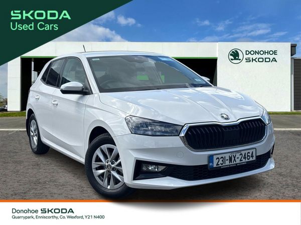 Skoda Fabia Hatchback, Petrol, 2023, White
