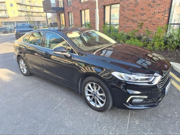 Ford Mondeo Hatchback, Diesel, 2021, Black