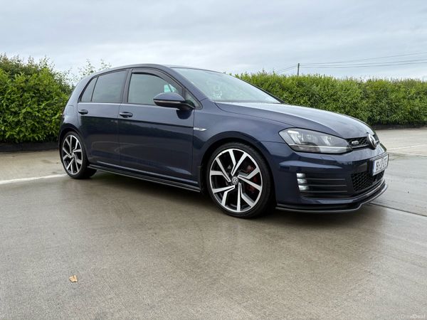 Volkswagen Golf Hatchback, Diesel, 2015, Blue