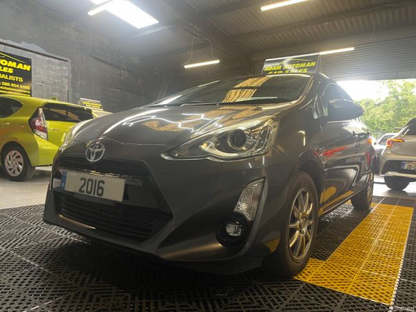Toyota Aqua Hatchback, Petrol Hybrid, 2016, Grey